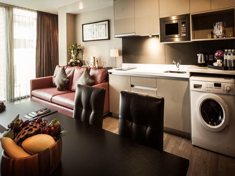 Arcadia Residence Ploenchit By Compass Hospitality Bangkok Exterior photo