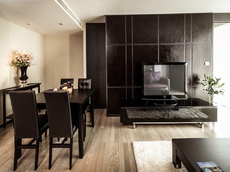 Arcadia Residence Ploenchit By Compass Hospitality Bangkok Exterior photo
