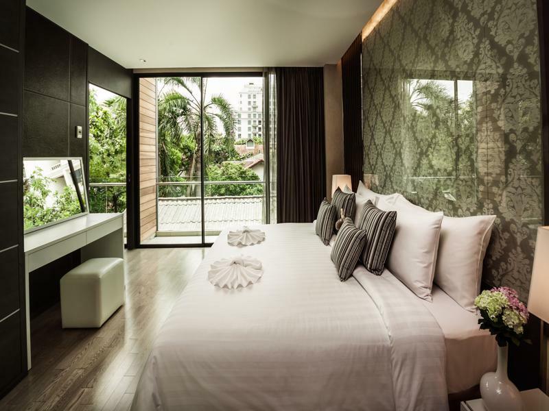 Arcadia Residence Ploenchit By Compass Hospitality Bangkok Exterior photo